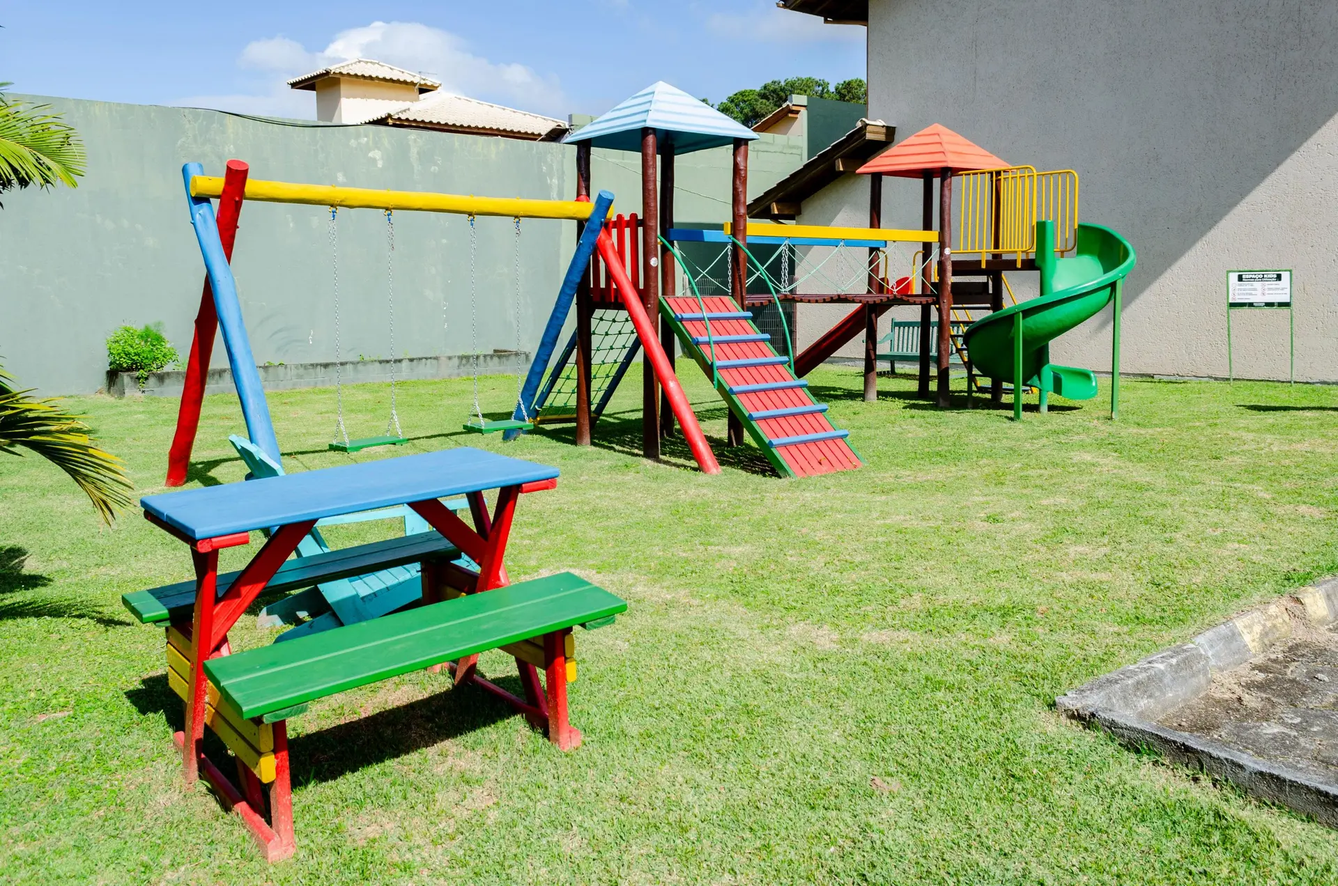 2-bedroom house with a garden in Florianópolis — photo 18