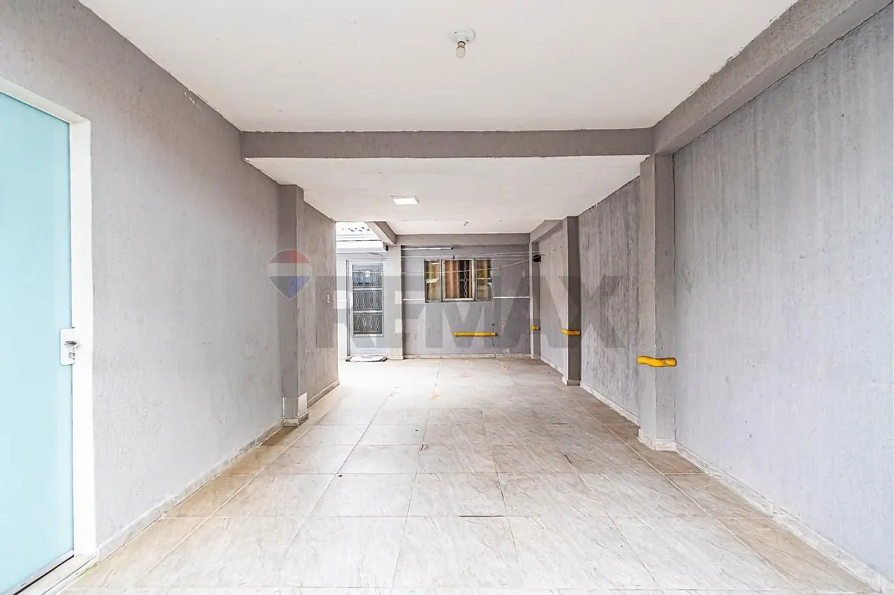 House with 5 bedrooms and 5 bathrooms, separate kitchen — photo 6