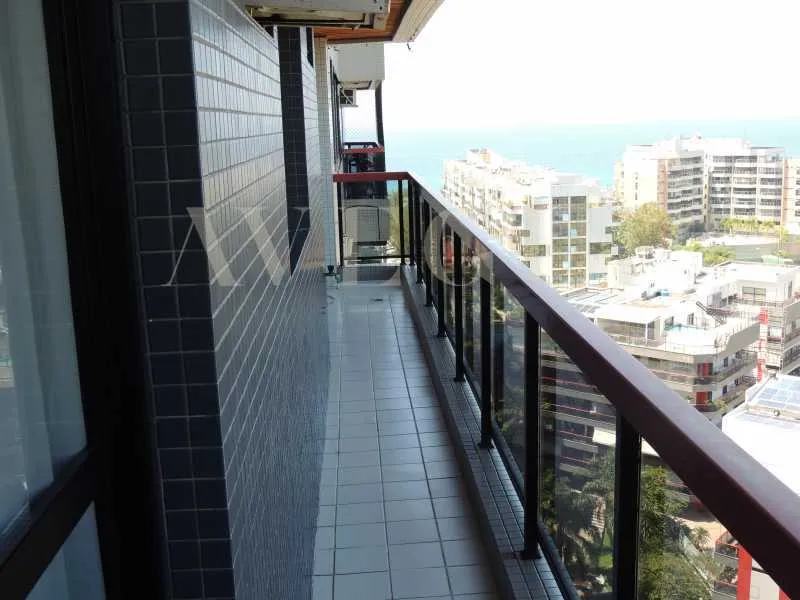 2-bedroom apartment with a water view — photo 7