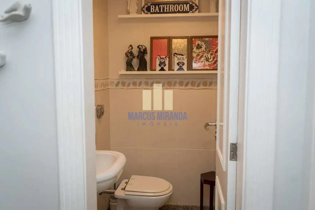 Casa em condomínio com 3 suítes e varanda envidraçada — photo 2