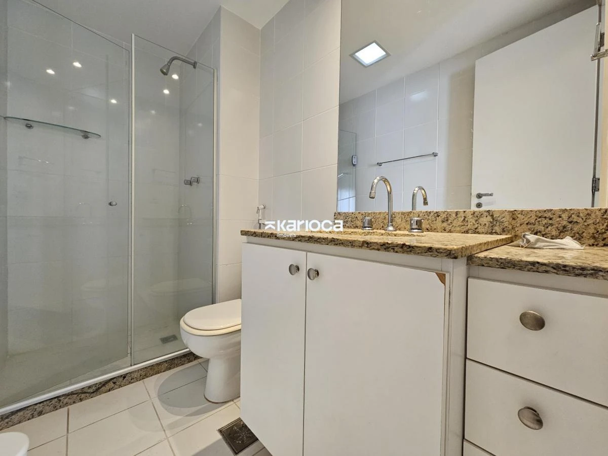 90 m² apartment with 3 bedrooms and built-in wardrobes — photo 6