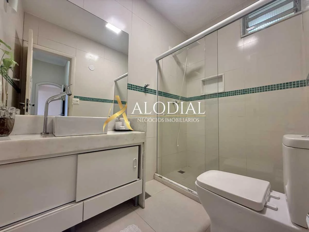 Furnished 3-bedroom apartment with 77 m² and a suite — photo 2