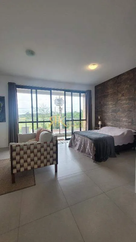 Furnished 48 m² studio with 1 ensuite and 1 parking spot — photo 7
