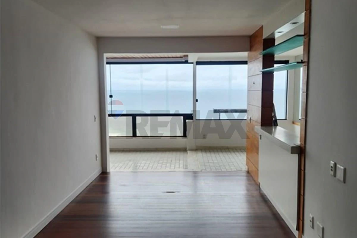 Apartamento de 1 quarto com sacada de vidro e 67 m² — photo 14