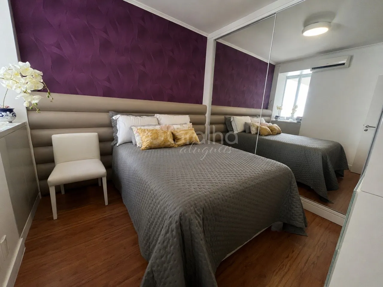 Furnished apartment with 3 bedrooms and 199 m² — photo 12