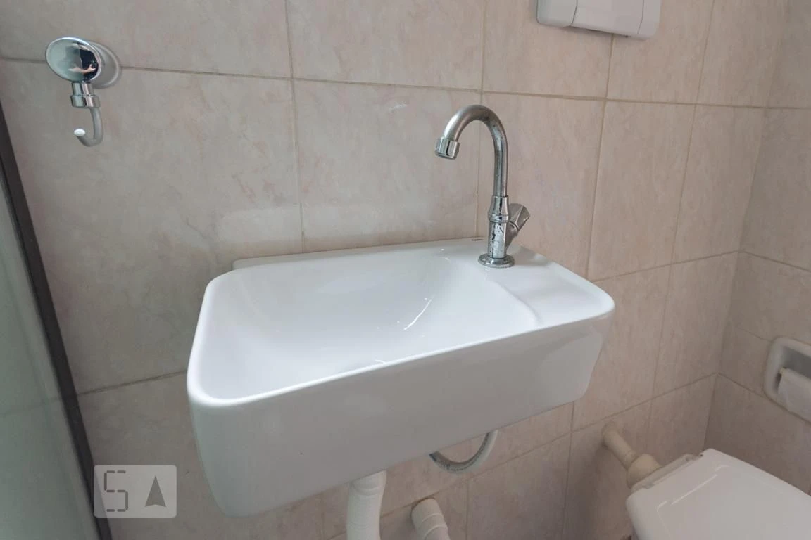Unfurnished house with 2 bedrooms and 1 bathroom — photo 6
