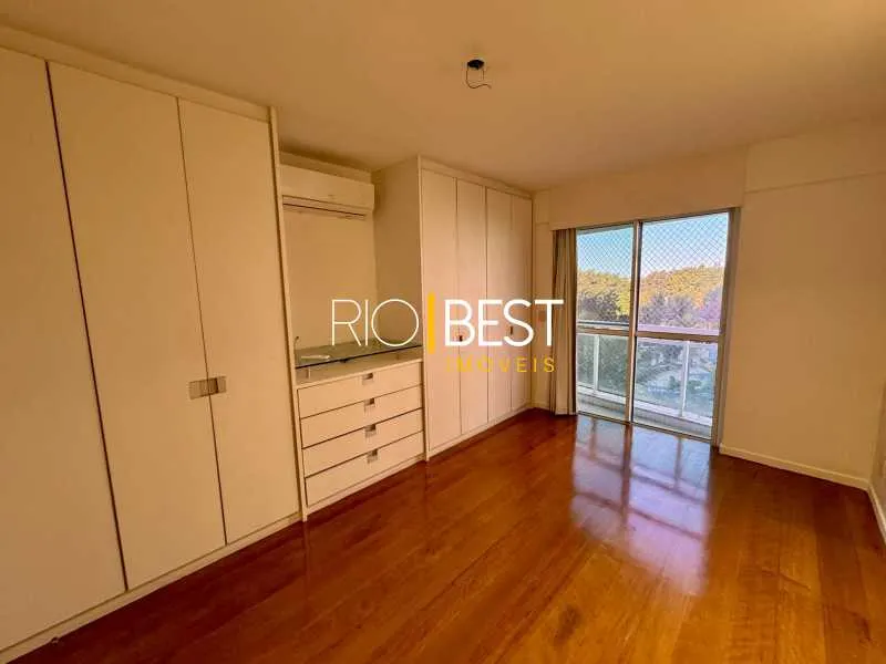 Apartamento com 3 dormitórios, 4 banheiros e varanda — photo 15