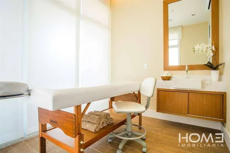 Home office in a 3-bedroom apartment, 155 m² — photo 41