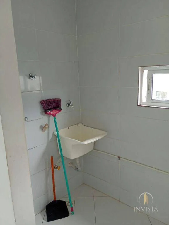 1-bedroom apartment with balcony and open-plan kitchen — photo 18
