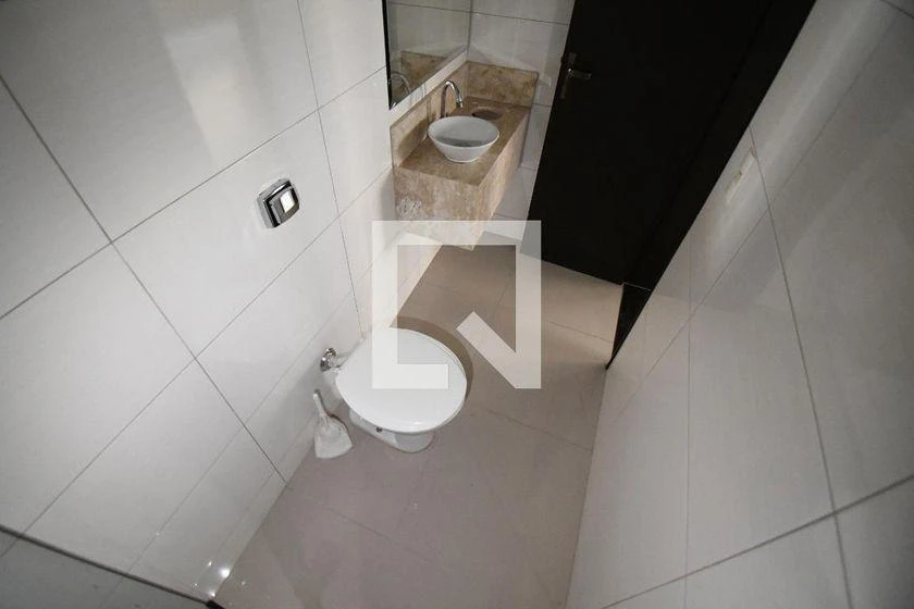 Apartment, 62 m², with wood or laminate floors — photo 12