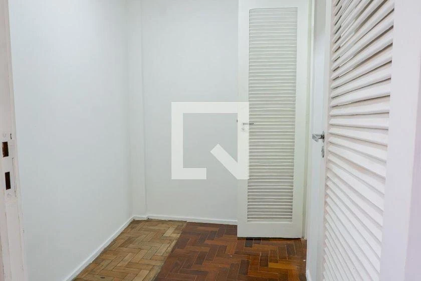 2-bedroom apartment with a grill on the balcony — photo 41