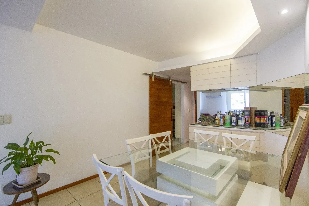 Furnished 100 m² apartment with a bedroom en-suite — photo 16