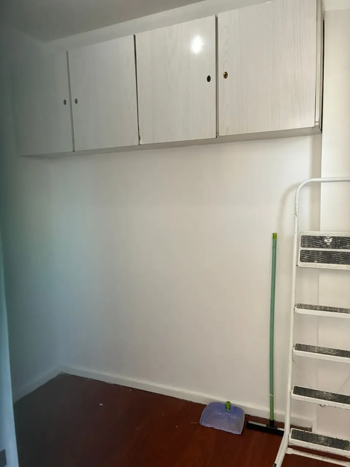 2-bedroom apartment with a water view — photo 7