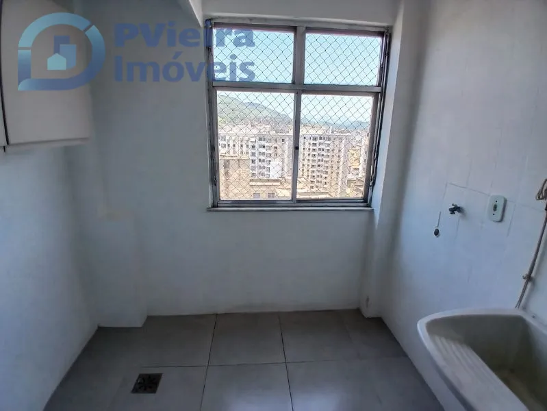 2-bedroom apartment with 1 parking spot and balcony — photo 25
