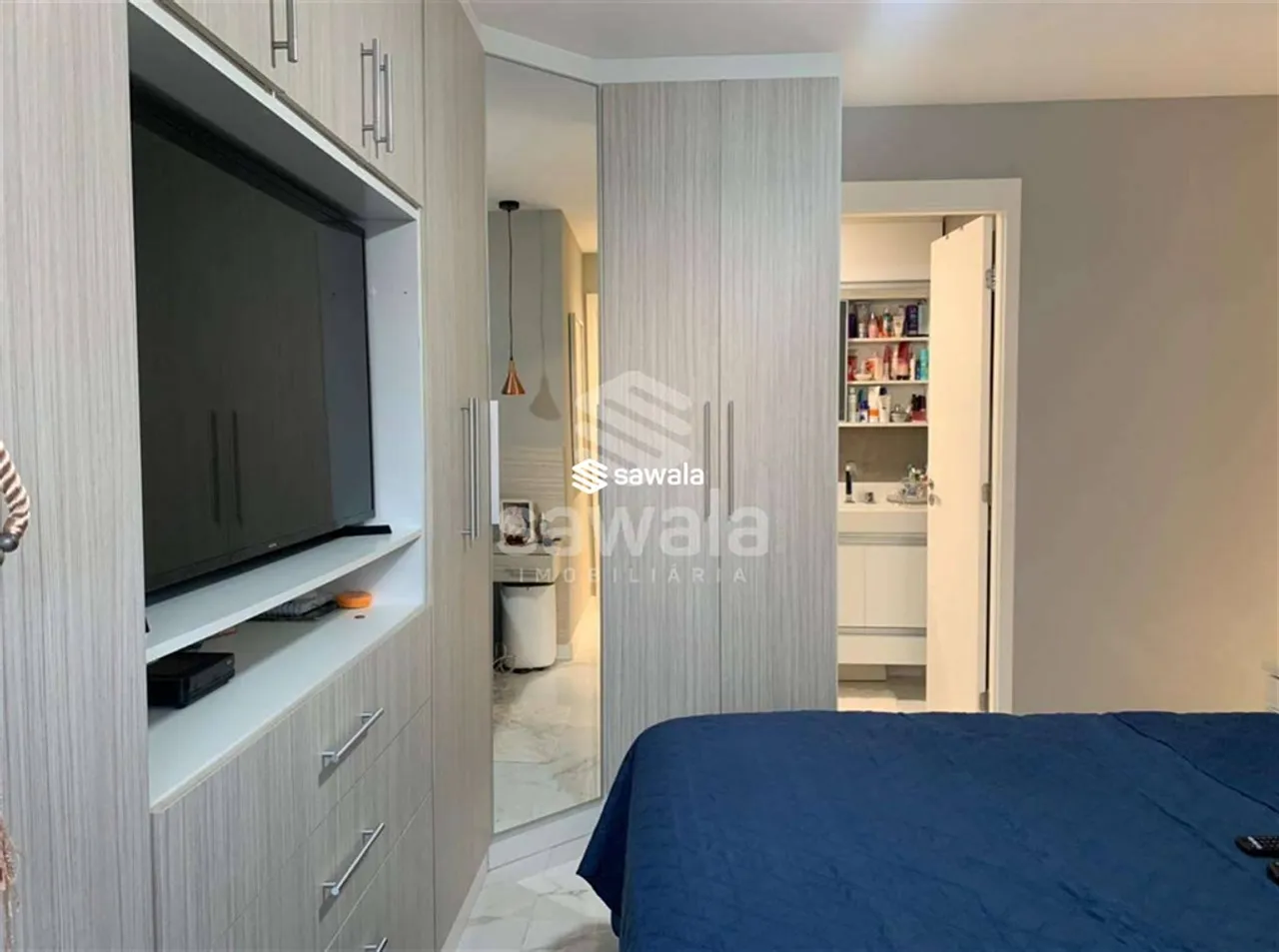 Furnished 2-bedroom apartment with 4 bathrooms — photo 8