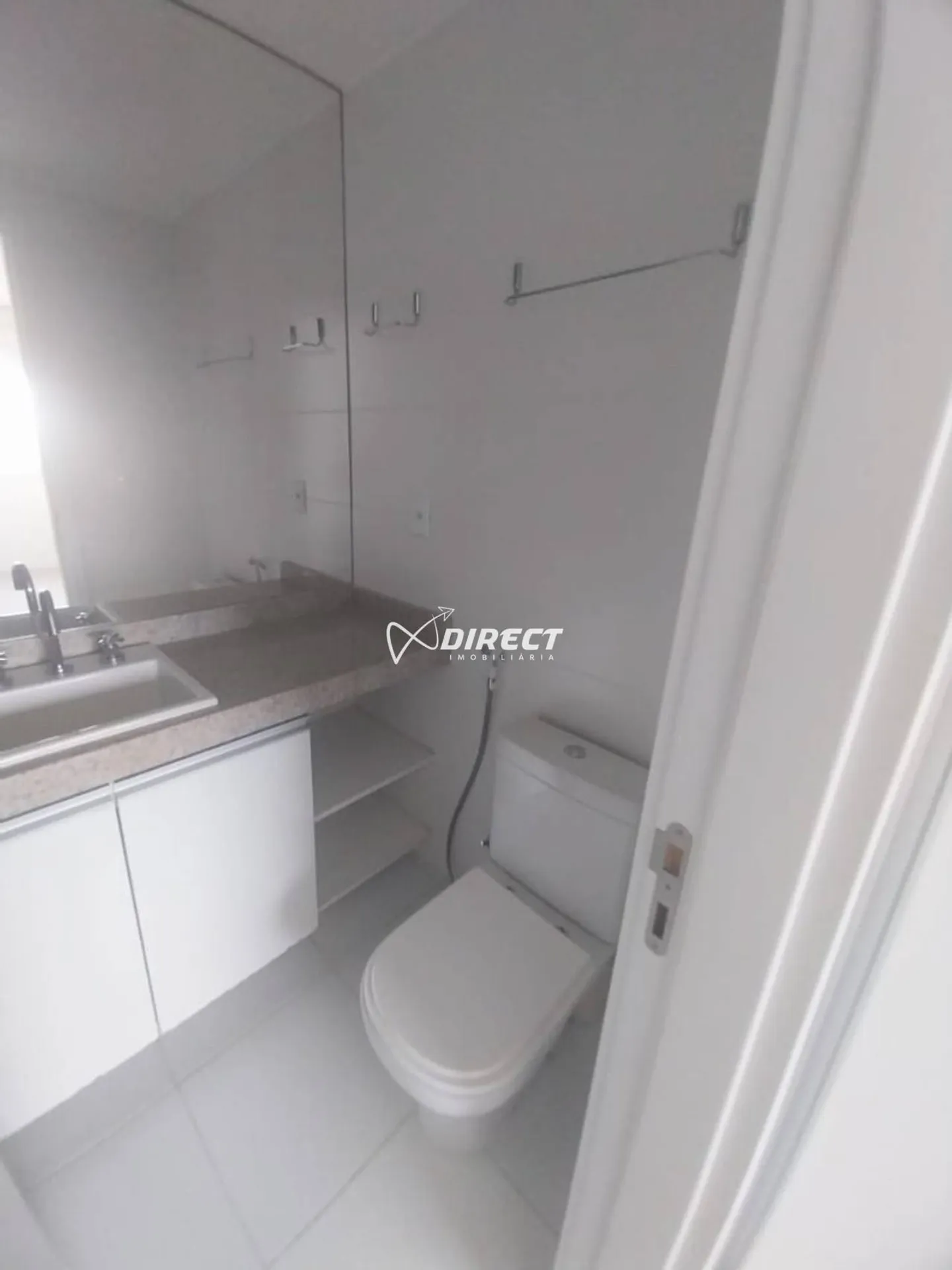 Apartamento no 14º andar com janelas do piso ao teto — photo 9