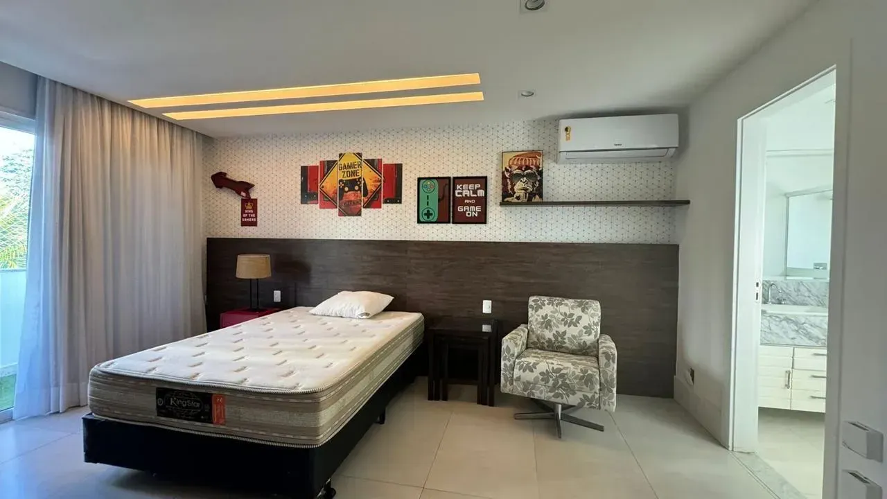 Furnished house with 5 bedrooms and 5 baths, 780 m² — photo 9
