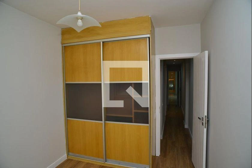 Apartment, 133 m², with a glass-enclosed balcony — photo 12