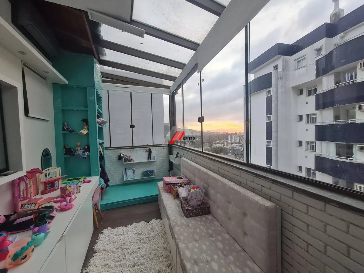 Меблированная квартира 212 м² с застекленным балконом — photo 23