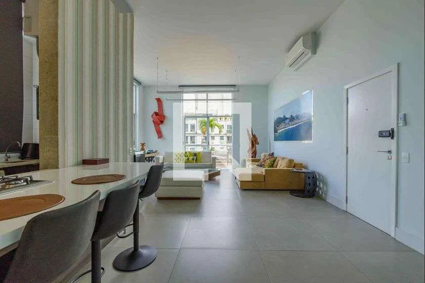 Furnished 136 m² 1-bedroom apartment with 2 parking — photo 15