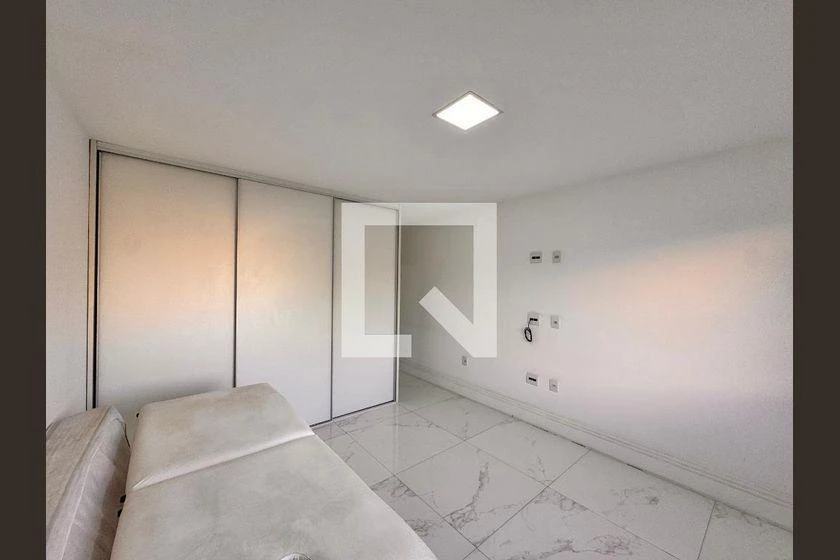 Casa para alugar com 6 quartos e 297 m², cozinha integrada — photo 43