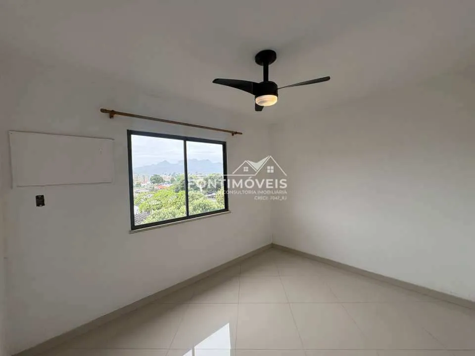2-bedroom apartment with a mountain view in Rio de Janeiro — photo 17