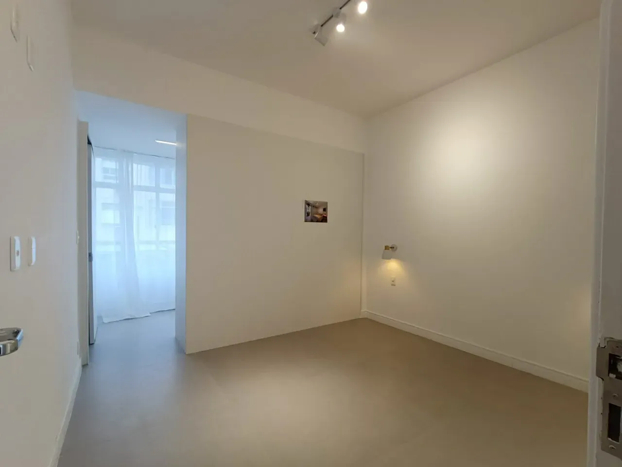 3-bedroom apartment with a walk-in closet in Rio de Janeiro — photo 13