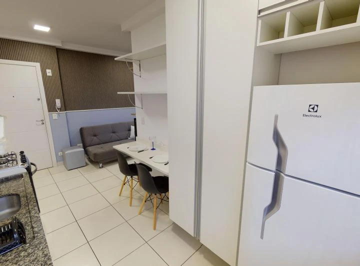 Furnished 1-bedroom apartment with gas stove kitchen — photo 4