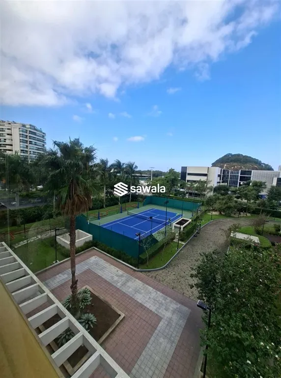 Furnished apartment with 4 bedrooms and open kitchen — photo 30