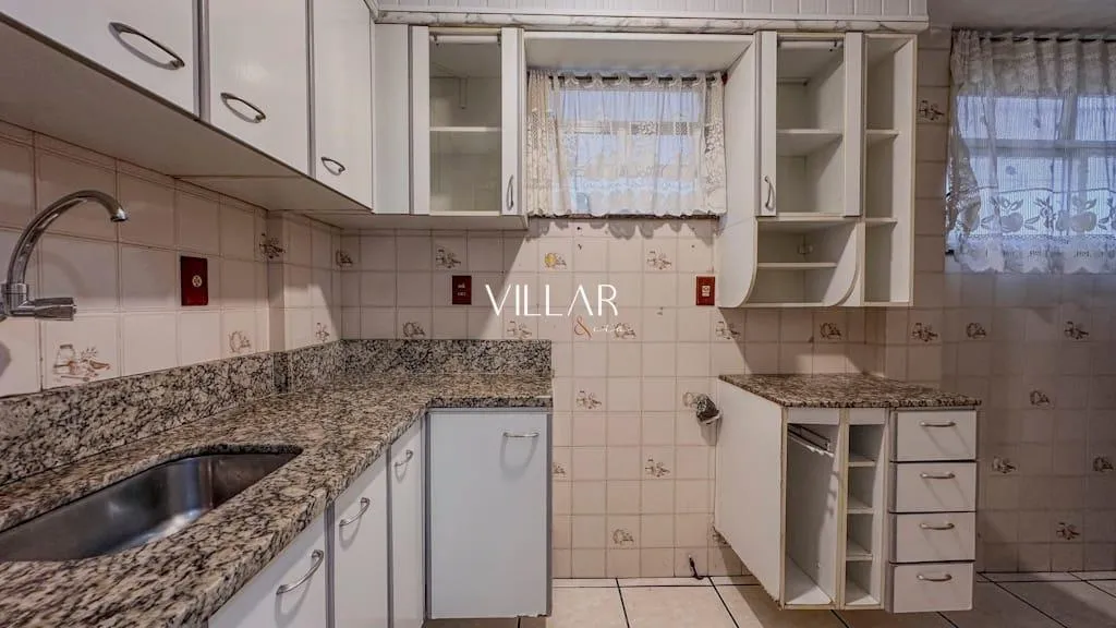 Apartment with 2 bedrooms and a gas stove kitchen — photo 2