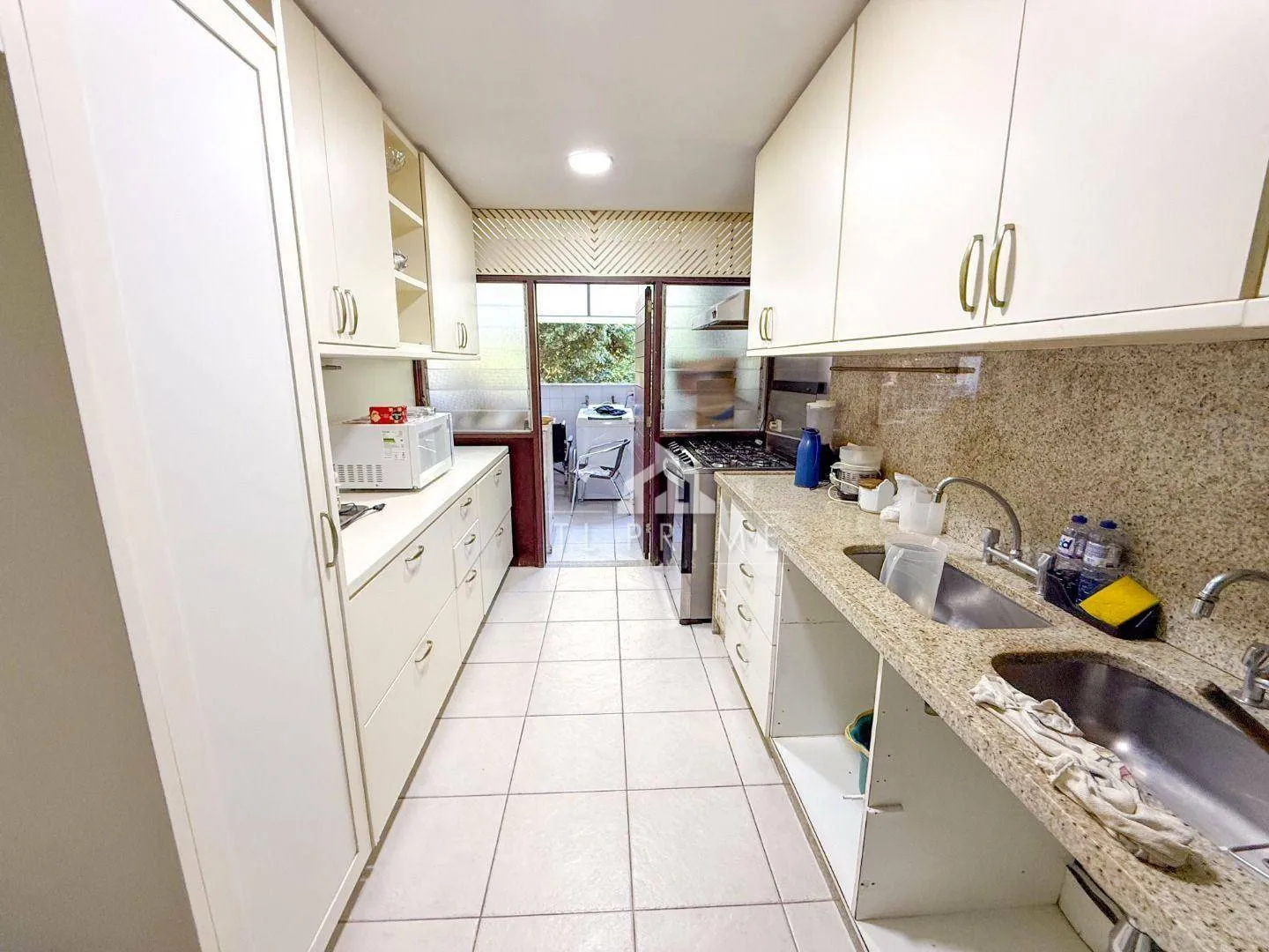 Apartamento mobiliado de 4 suítes com 300 m² e varanda — photo 32