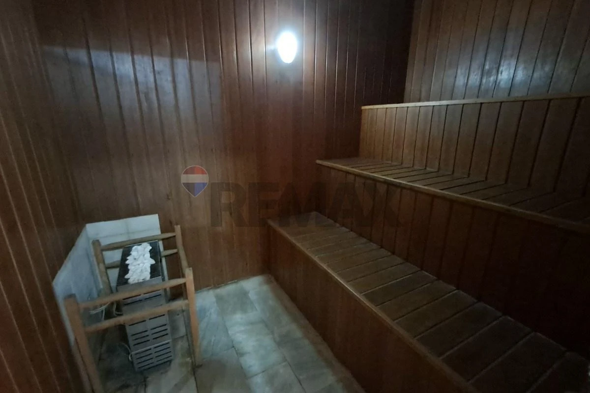 Квартира з 2 спальнями та видом на воду — photo 29