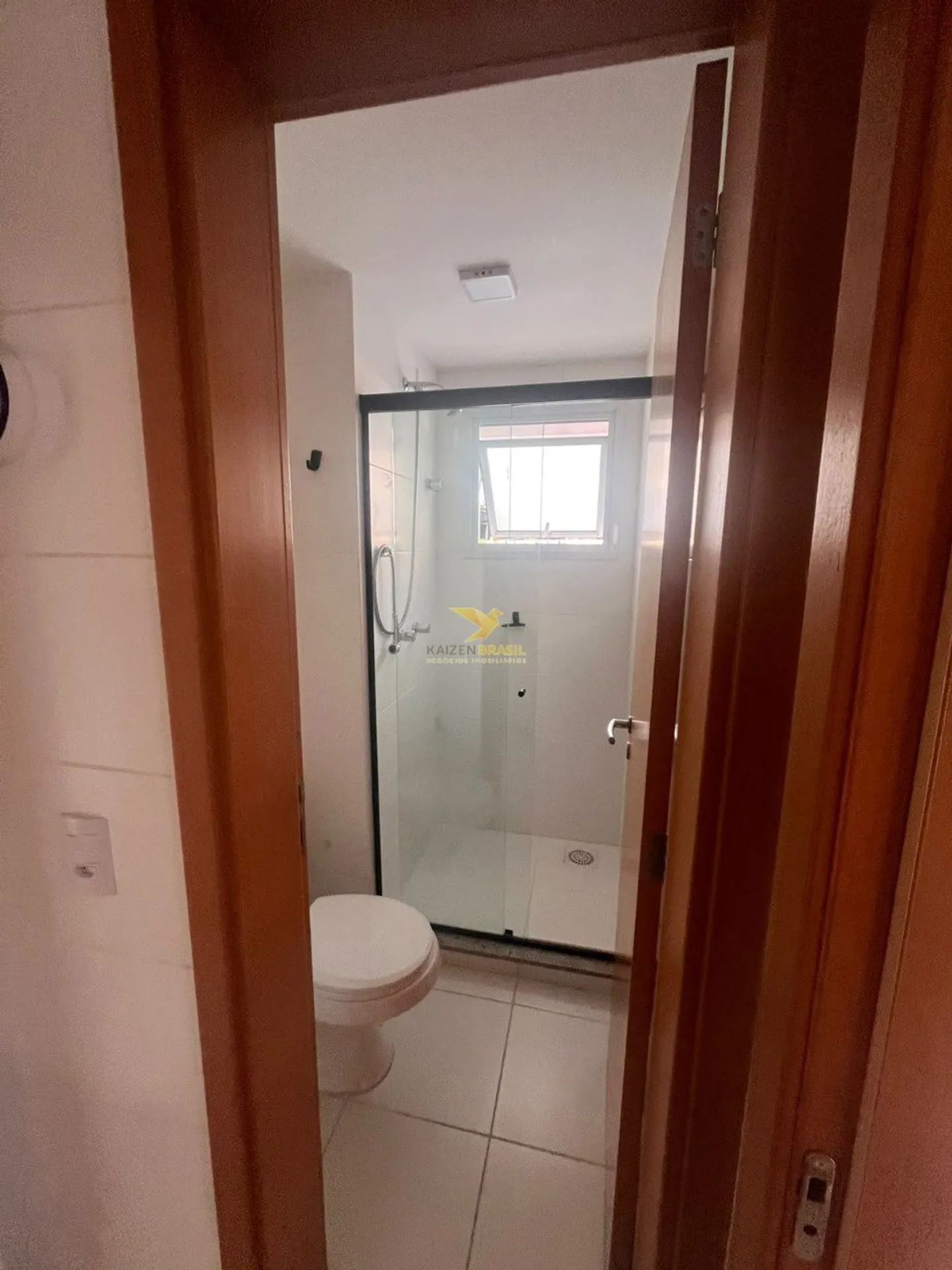 Apartment, 104 m², with a glass-enclosed balcony — photo 29