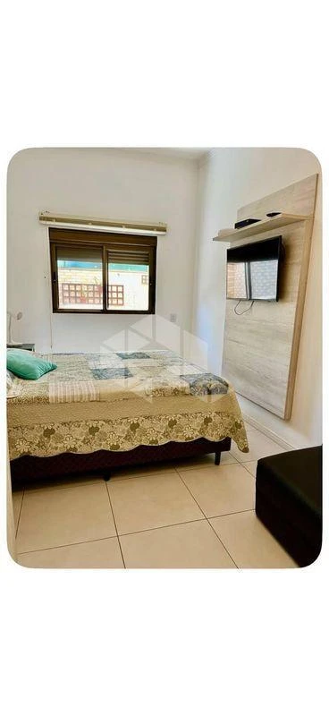 3-bedroom apartment in a building with a pool — photo 3