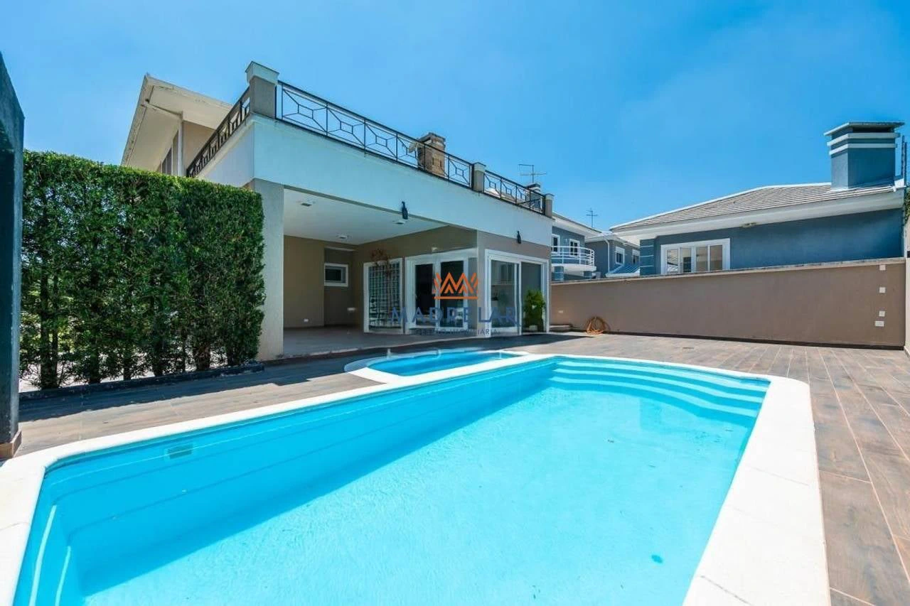 Condo house with 4 en-suite bedrooms and 305 m² — photo 23