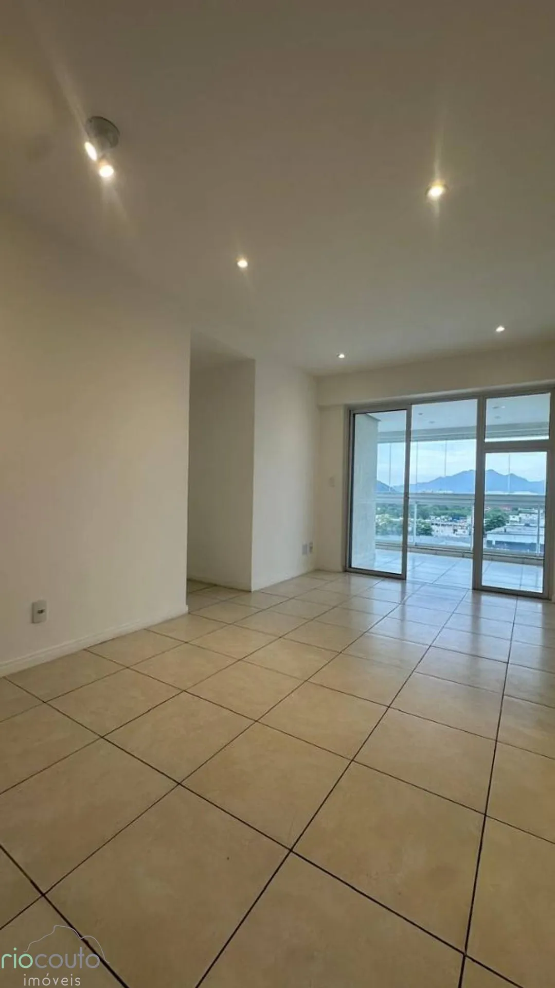 2-bedroom apartment with a water view in Rio de Janeiro — photo 19