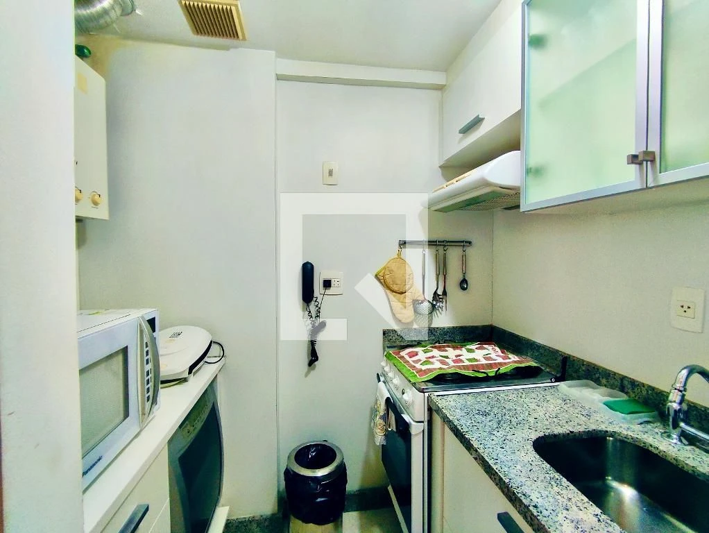2-bedroom apartment with a washing machine in Rio de Janeiro — photo 2