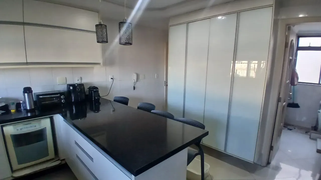 3-bedroom apartment with a bathtub in Rio de Janeiro — photo 15