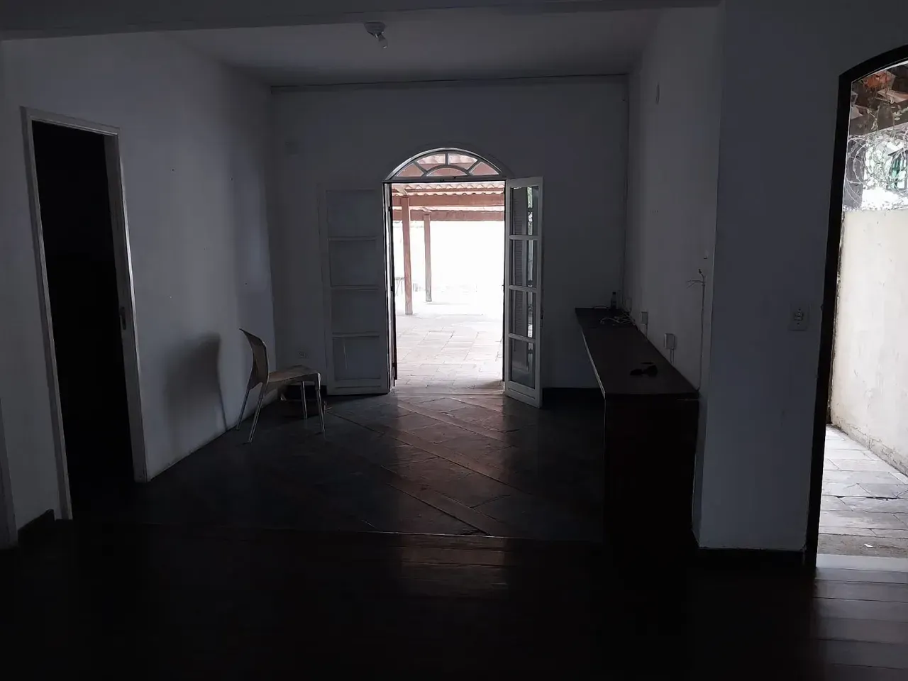 Невмебльований будинок в оренду: 3 кімнати й 5 паркомісць — photo 10