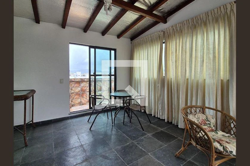 3-bedroom apartment with balcony, 202 m² — photo 41