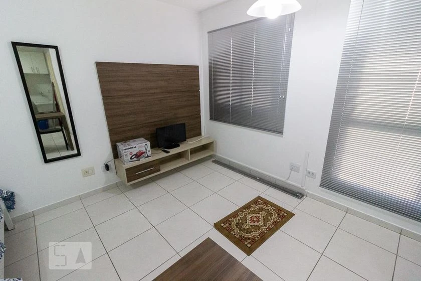 Furnished 1-bedroom apartment with en-suite bath and pets — photo 9