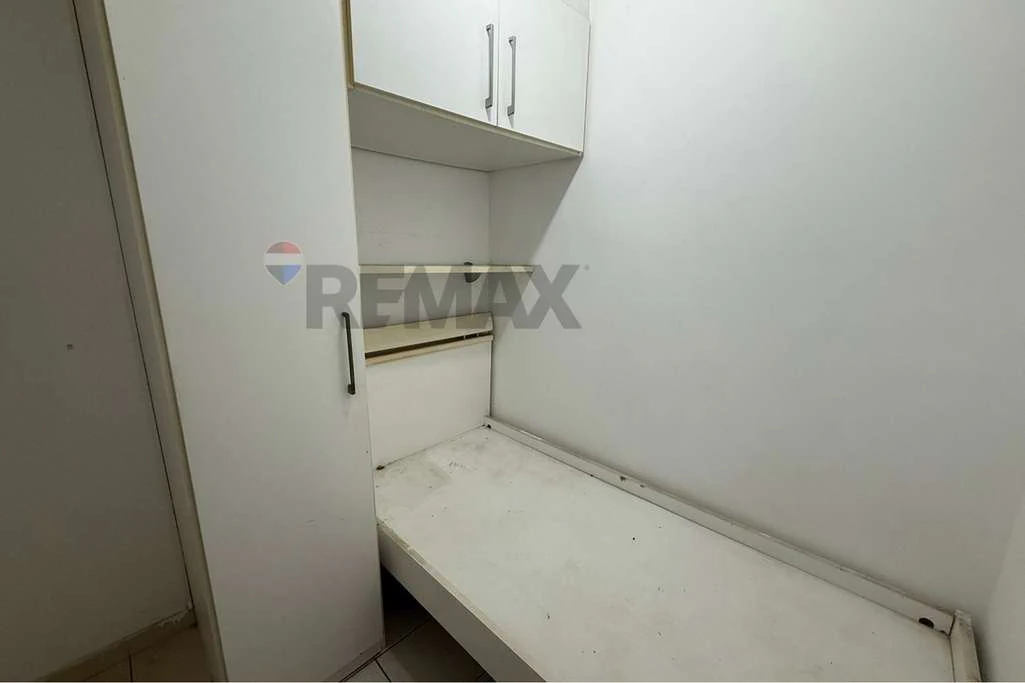 Furnished 4-bedroom apartment with 246 m² — photo 22