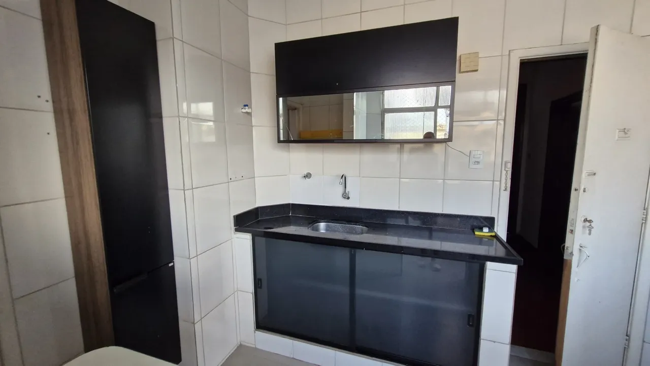 Bathtub in a 2-bedroom apartment, 95 m² — photo 10