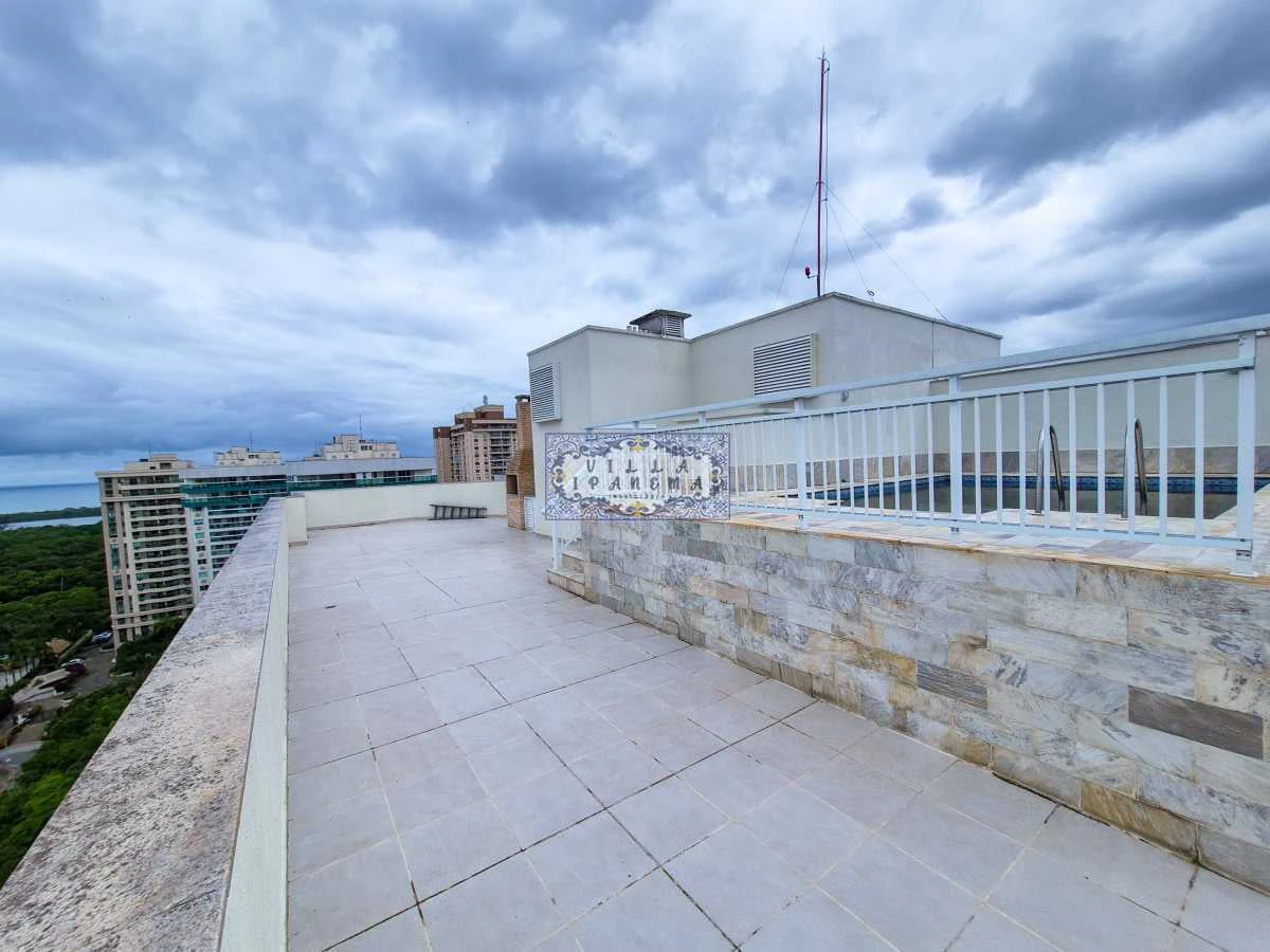 Apartment, 381 m², with a water view — photo 9