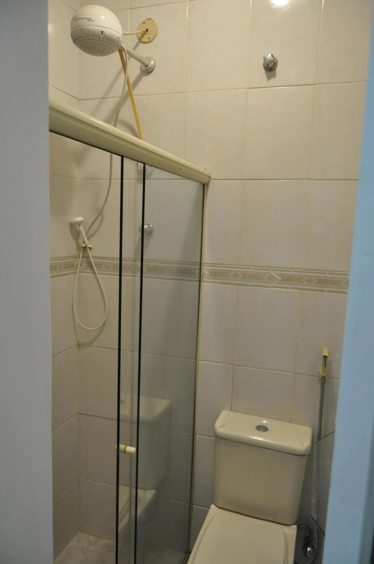 Condo house with 3 bedrooms and a suite — photo 24