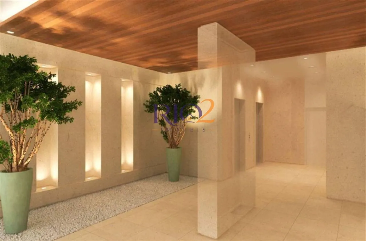 Glass-enclosed balcony in a 3-bedroom apartment, 96 m² — photo 33