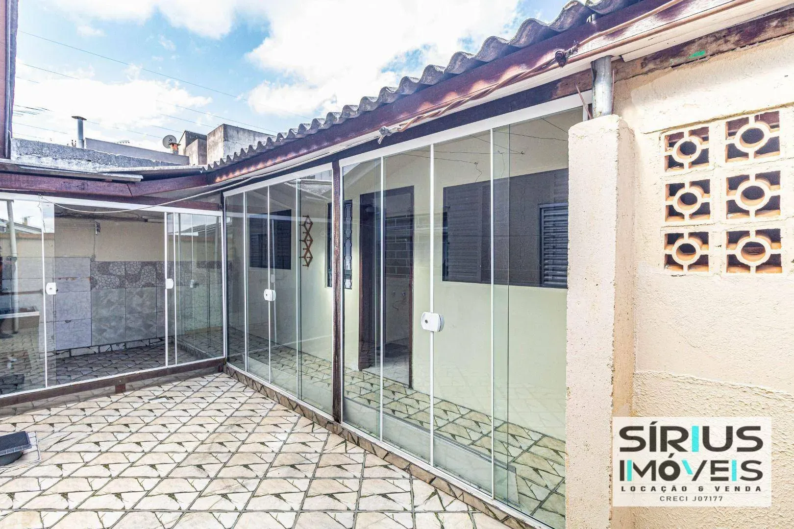 4-bedroom house with a garden in Curitiba — photo 27