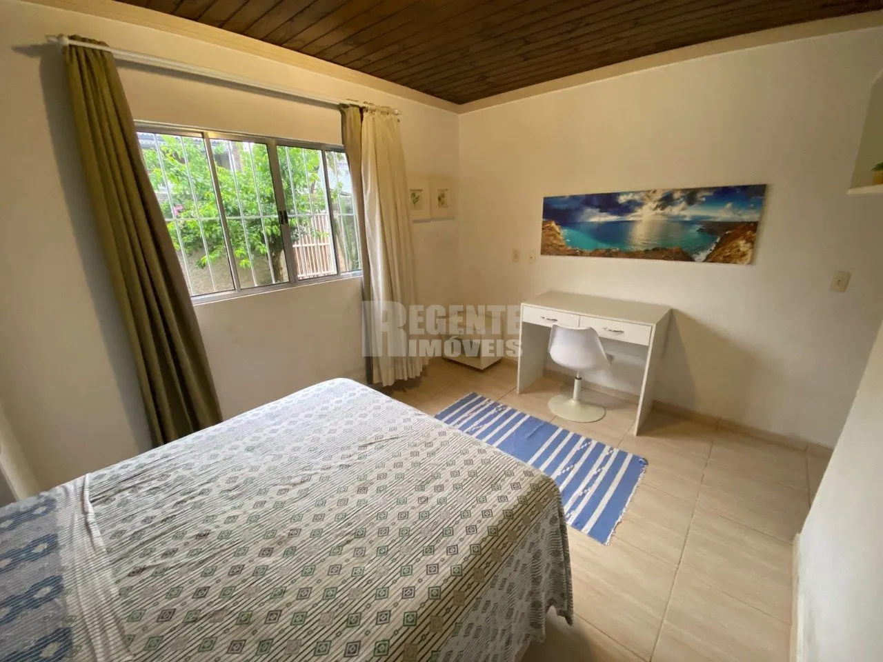 3-bedroom house with a garden — photo 17