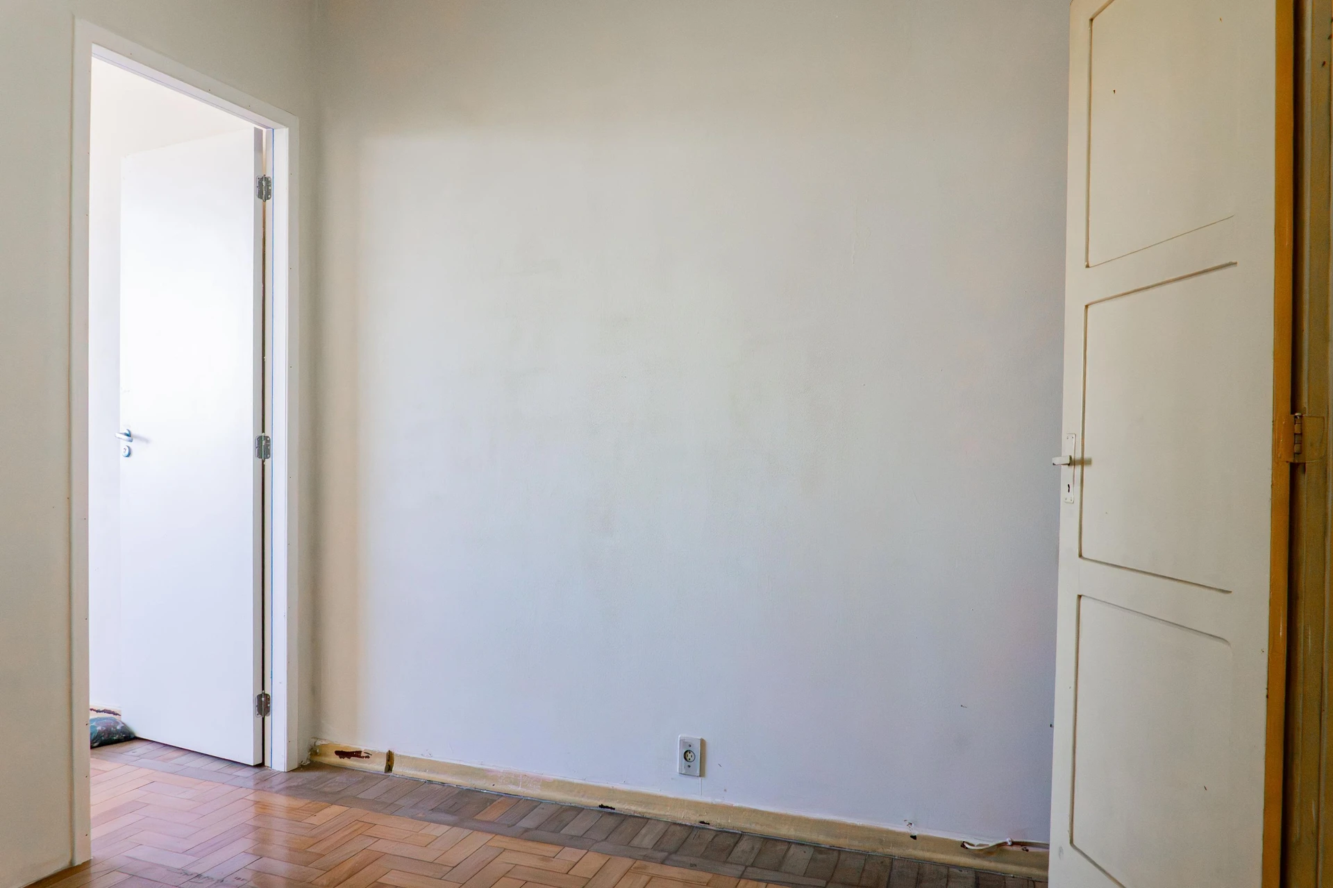 Apartamento, 33 m², com piso de madeira ou laminado — photo 17
