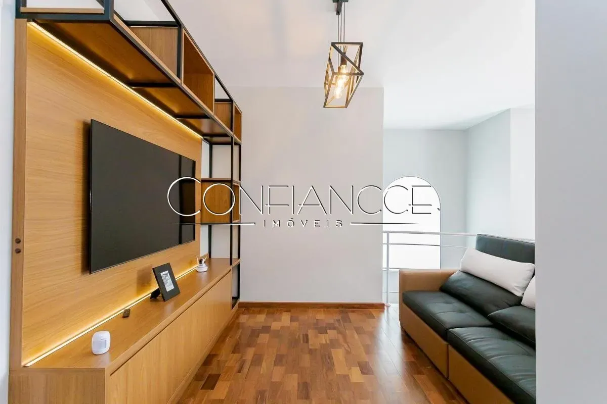 House with 4 en-suite bedrooms and 6 parking spaces — photo 18